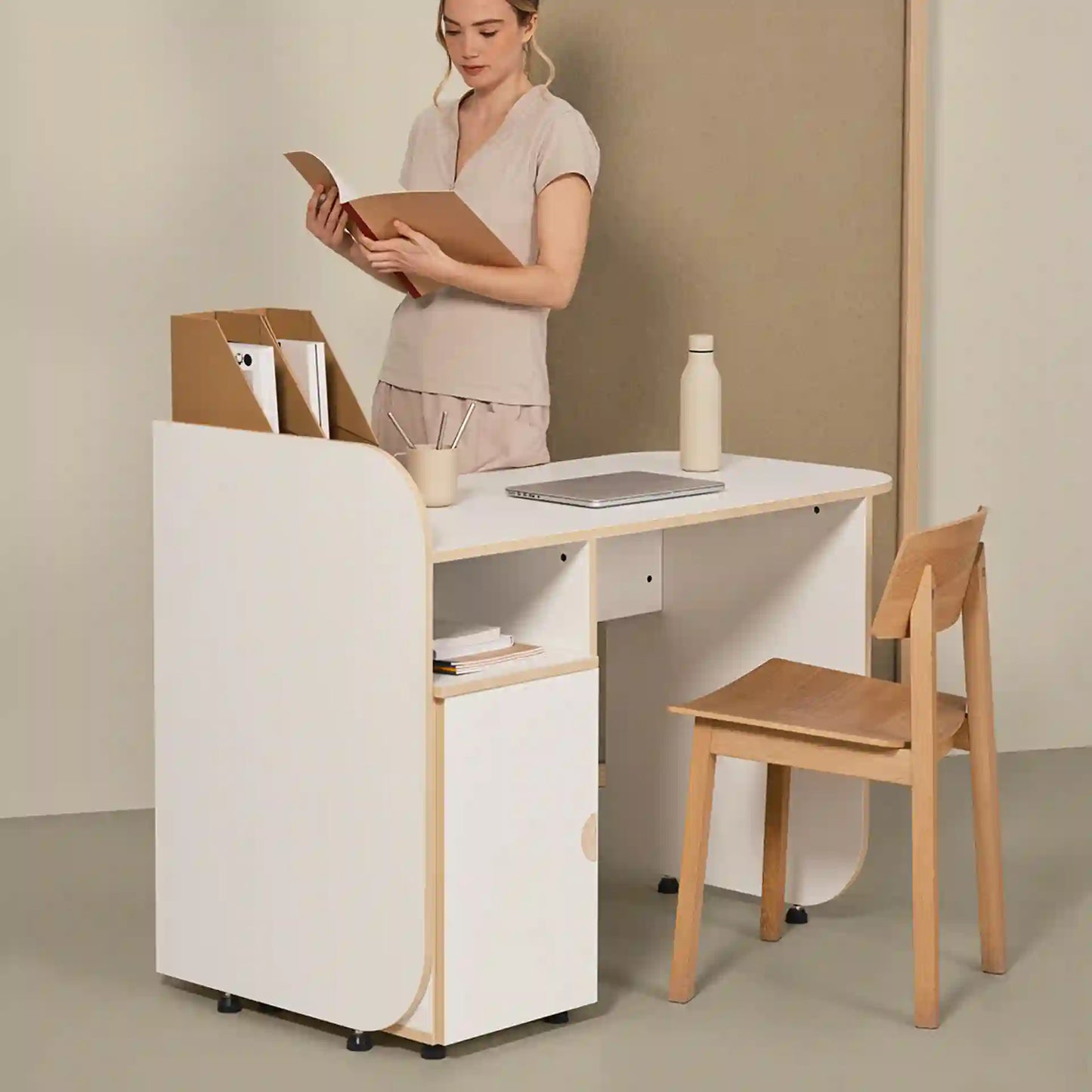 Ikon Office Desk S  Extra